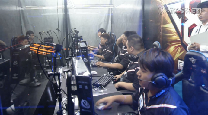 媒体人谈S8往事：18年RNG夺冠 也算是LPL的黄金岁月